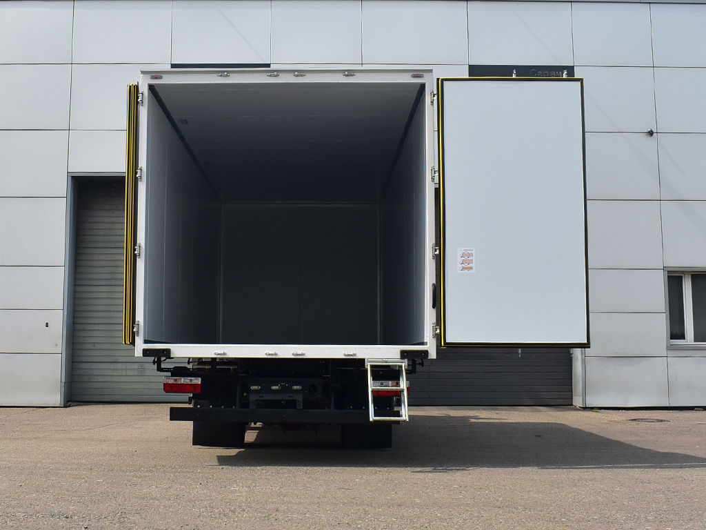Изотермический фургон DongFeng C120L (удлиненный)